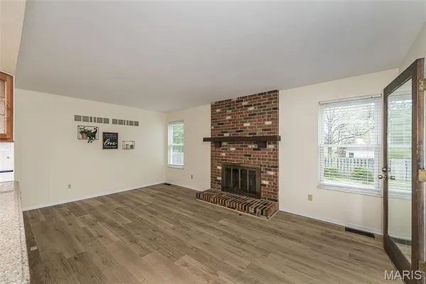 $465,000 | 716 Reinke Road, Ballwin, MO 63021