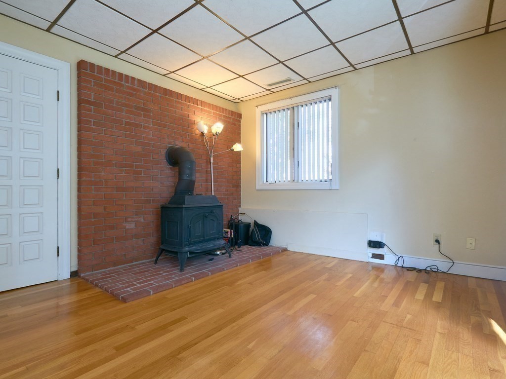 85 Wetherbee Road Waltham, MA 02453 - Photo 19 of 31 Gallery Image 19