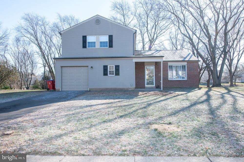 1279 Pebblebrook Road Warminster, PA 18974 - Photo 1 of 67 Gallery Image 1