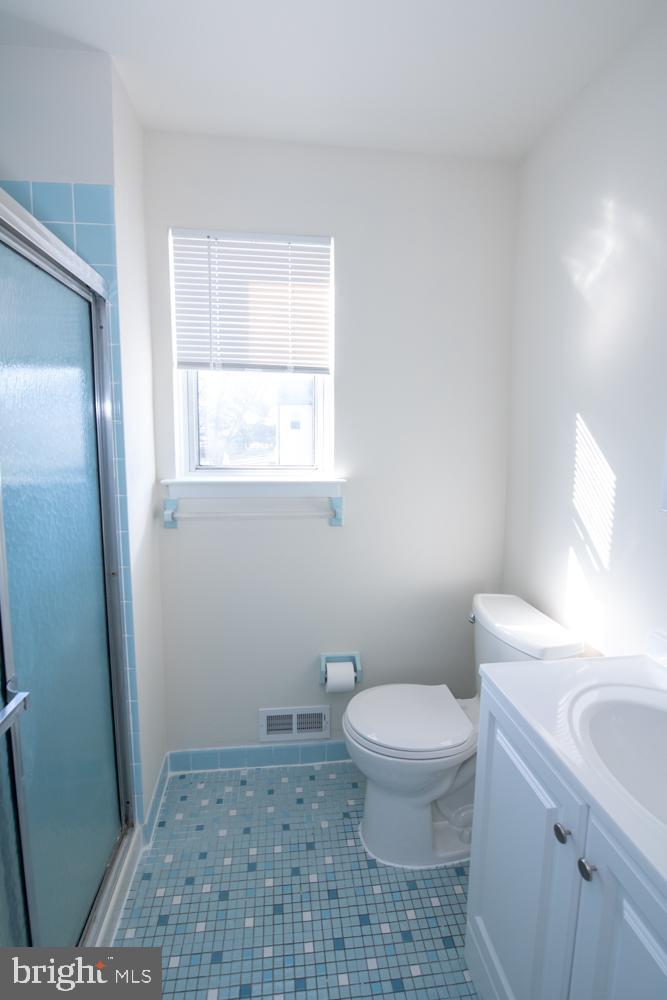 1279 Pebblebrook Road Warminster, PA 18974 - Photo 17 of 67 Gallery Image 17