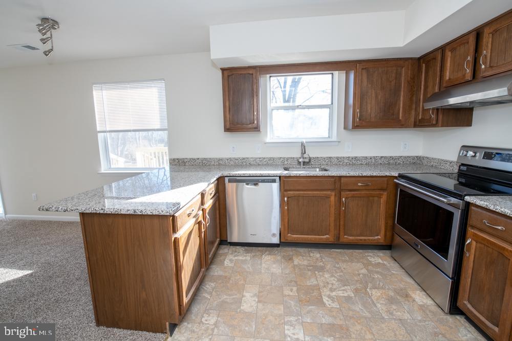 1279 Pebblebrook Road Warminster, PA 18974 - Photo 52 of 67 Gallery Image 52