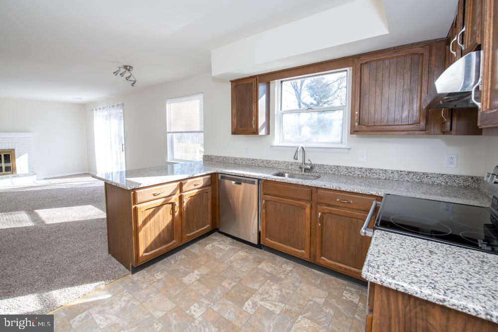 1279 Pebblebrook Road Warminster, PA 18974 - Photo 53 of 67 Gallery Image 53