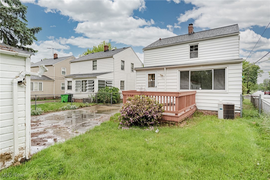 4092 Charlton Road Cleveland, OH 44121 - Photo 30 of 33 Gallery Image 30