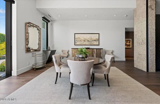 $5,890,000 | 6982 East Joshua Tree Lane, Paradise Valley, AZ 85253