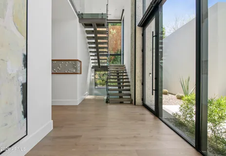 $5,000,000 | 6982 East Joshua Tree Lane, Paradise Valley, AZ 85253