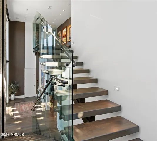 $5,890,000 | 6982 East Joshua Tree Lane, Paradise Valley, AZ 85253