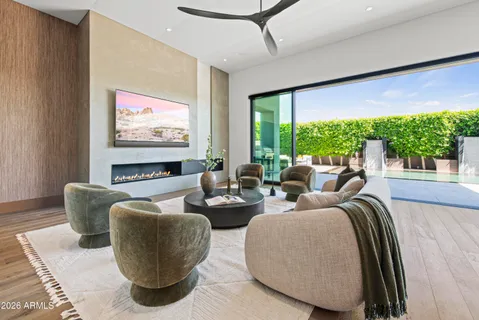 $5,000,000 | 6982 East Joshua Tree Lane, Paradise Valley, AZ 85253