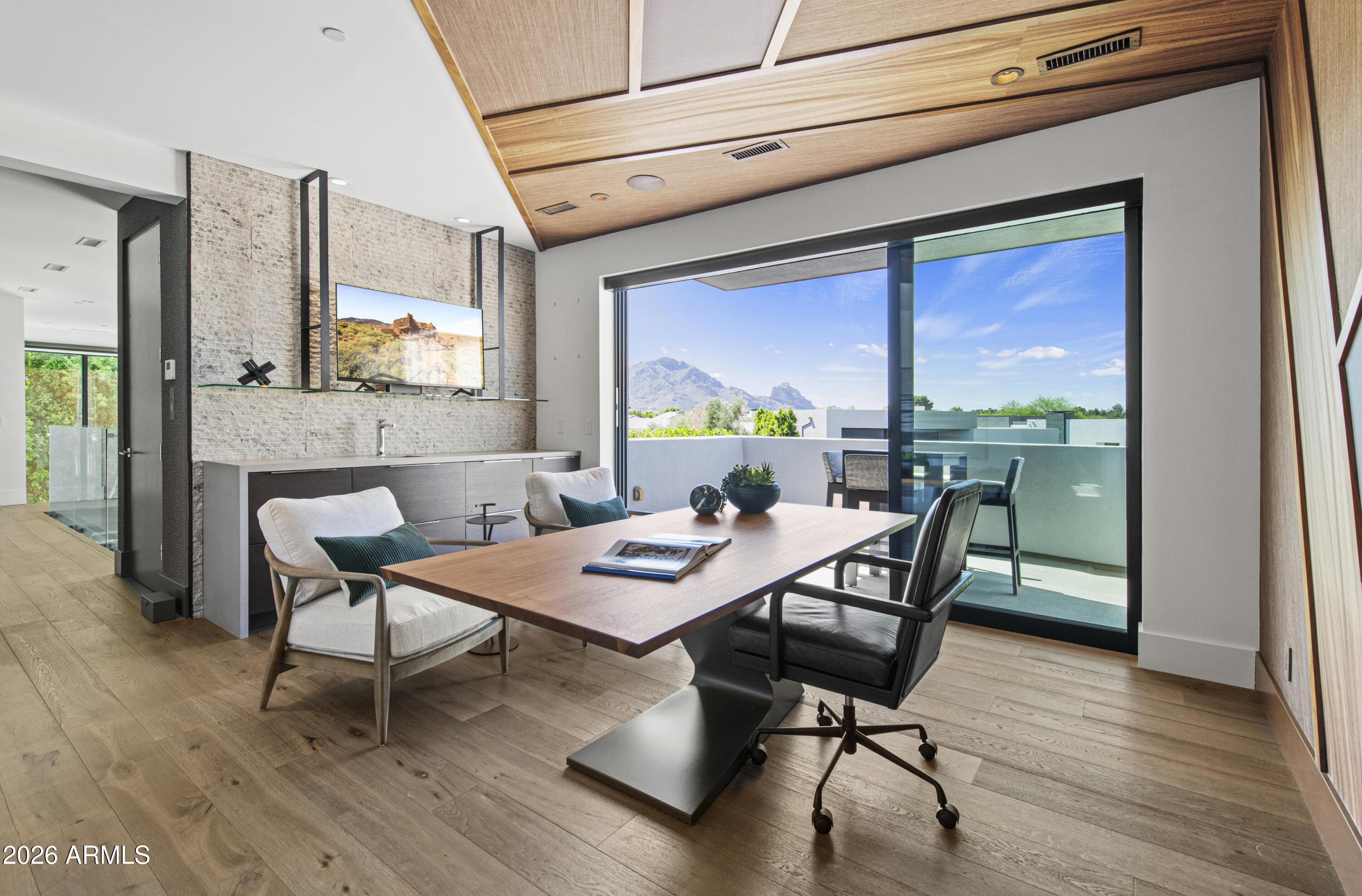 6982 East Joshua Tree Lane Paradise Valley, AZ 85253 - Photo 20 of 34 2nd Floor Office/Bedroom