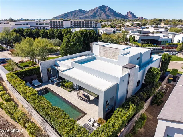$5,890,000 | 6982 East Joshua Tree Lane, Paradise Valley, AZ 85253
