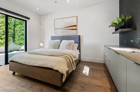 $5,000,000 | 6982 East Joshua Tree Lane, Paradise Valley, AZ 85253