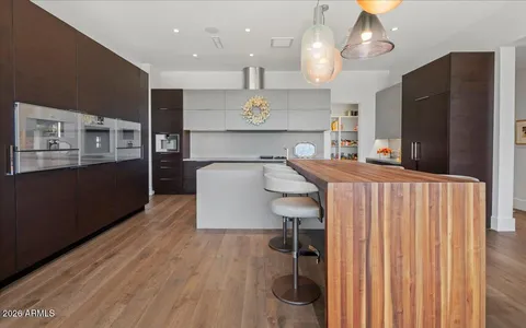 $5,450,000 | 6982 East Joshua Tree Lane, Paradise Valley, AZ 85253