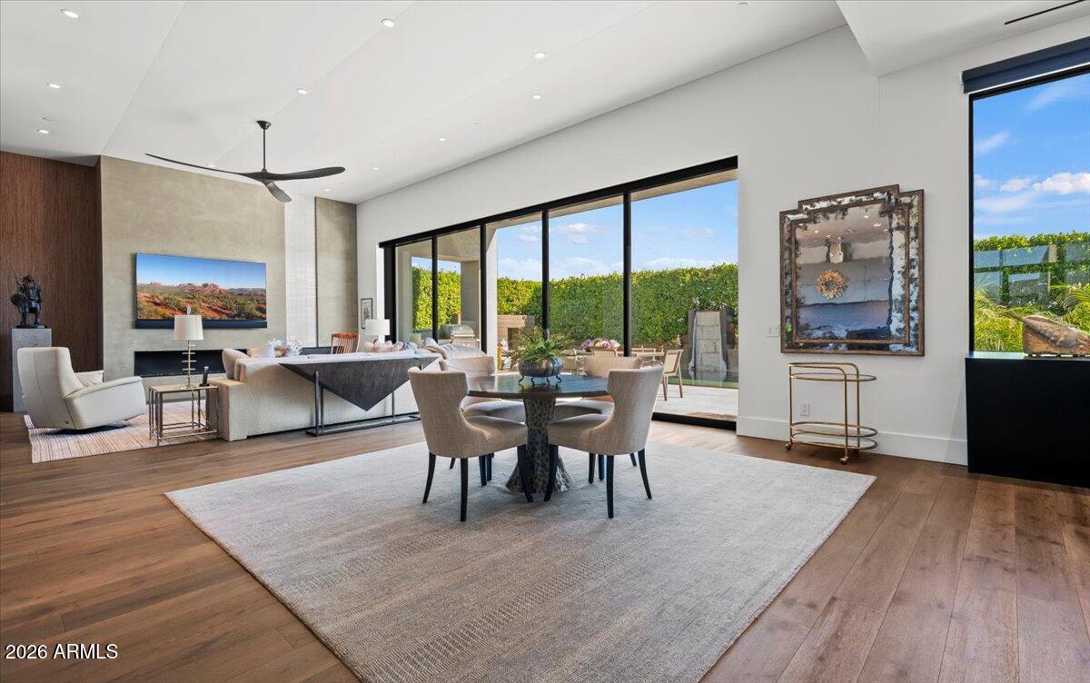 6982 East Joshua Tree Lane Paradise Valley, AZ 85253 - Photo 9 of 34 09-6982 E Joshua Tree Ln 05