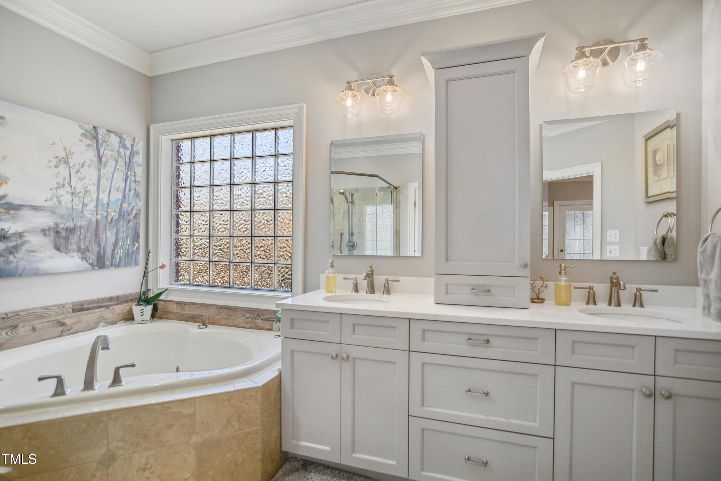 5300 Grand Gate Drive Raleigh, NC 27613 - Photo 15 of 34 17