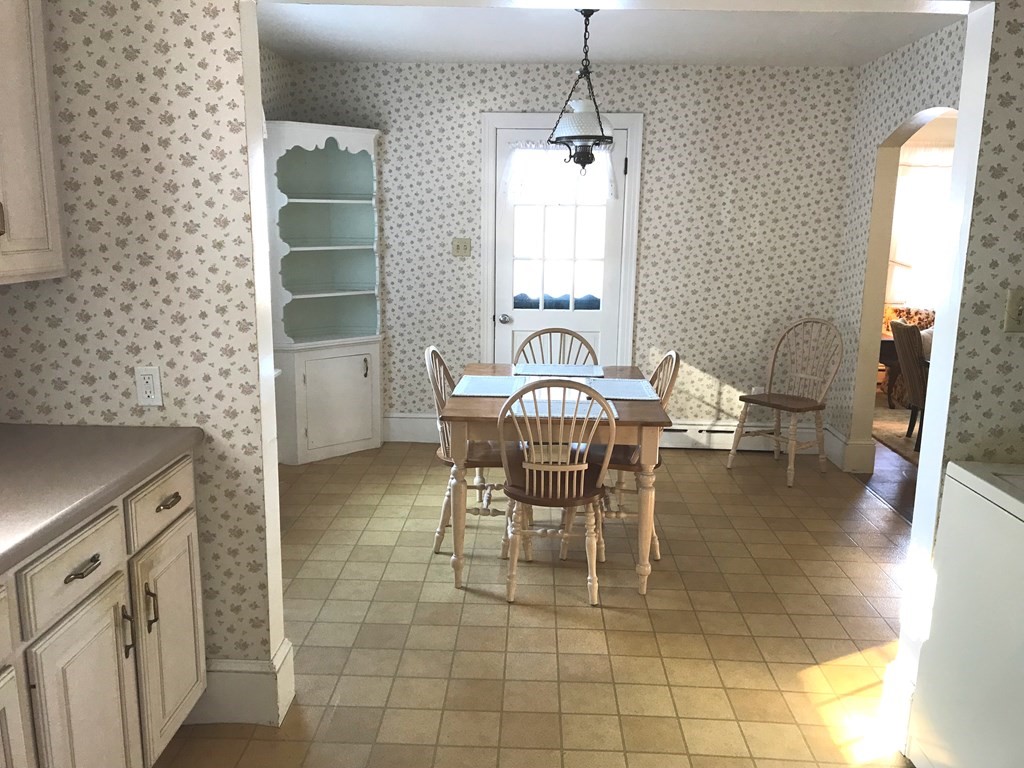 12 George Loomis Road Southwick, MA 01077 - Photo 7 of 25 Gallery Image 7