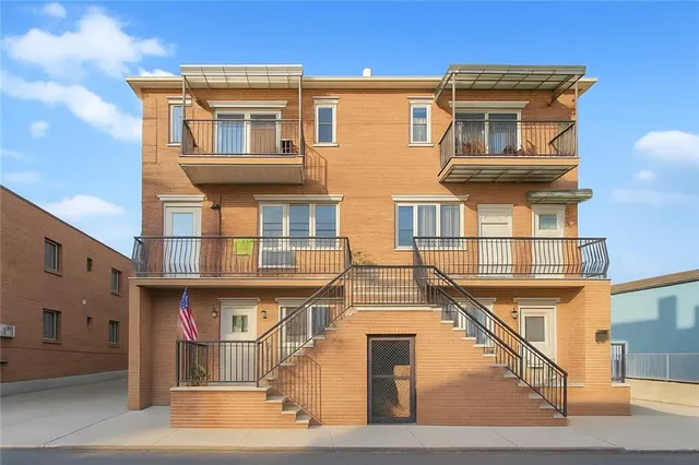 $659,000 | 2397 Boynton Place, Unit 3B | Gravesend