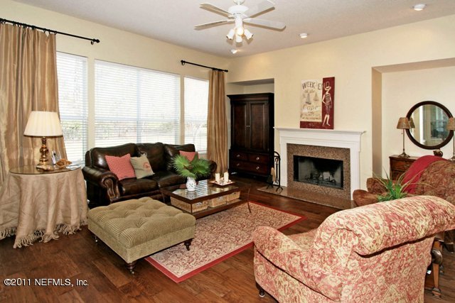 12761 Hunt Club Road North Jacksonville, FL 32224 - Photo 12 of 25 Family Room