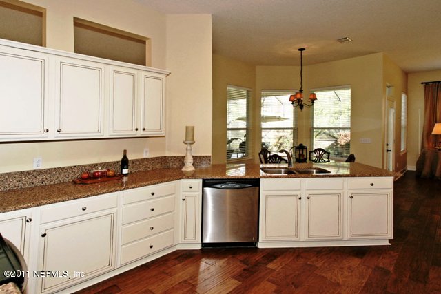 12761 Hunt Club Road North Jacksonville, FL 32224 - Photo 9 of 25 Kitchen