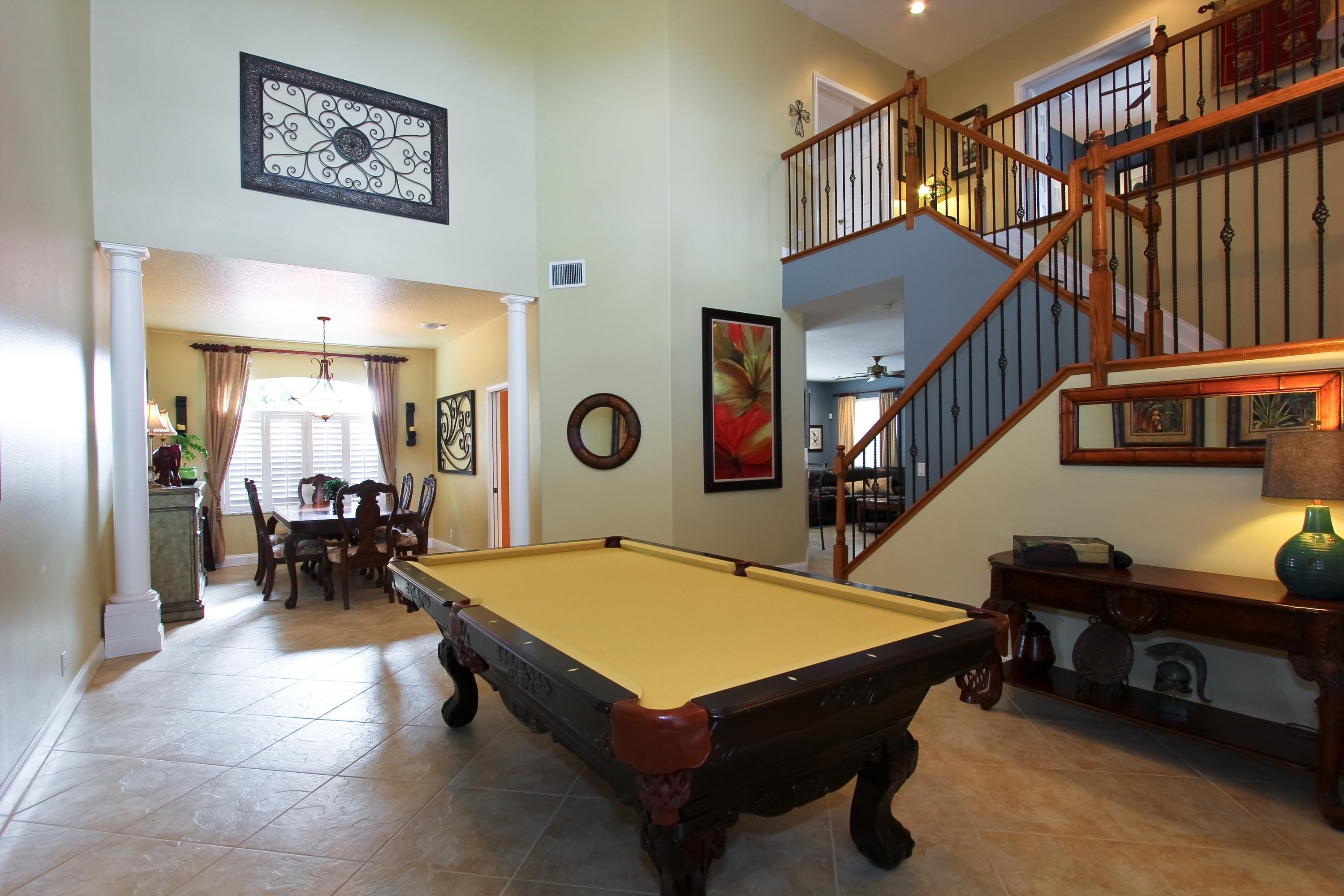 11092 Laurel Walk Road Wellington, FL 33449 - Photo 4 of 21 11092_Laurel_Walk_Rd_LivingRoomDiningRoo