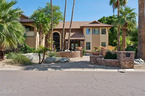 $1,999,000 | 11621 South Blackfoot Drive, Phoenix, AZ 85044