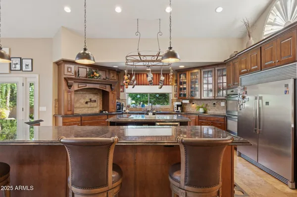 $1,999,000 | 11621 South Blackfoot Drive, Phoenix, AZ 85044