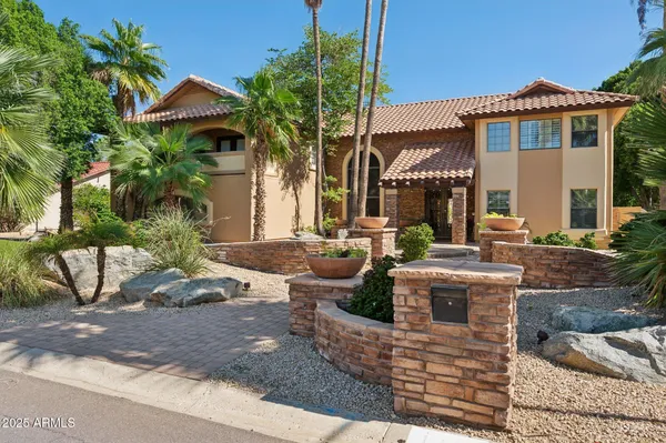 $1,999,000 | 11621 South Blackfoot Drive, Phoenix, AZ 85044