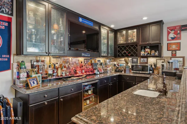 $1,999,000 | 11621 South Blackfoot Drive, Phoenix, AZ 85044