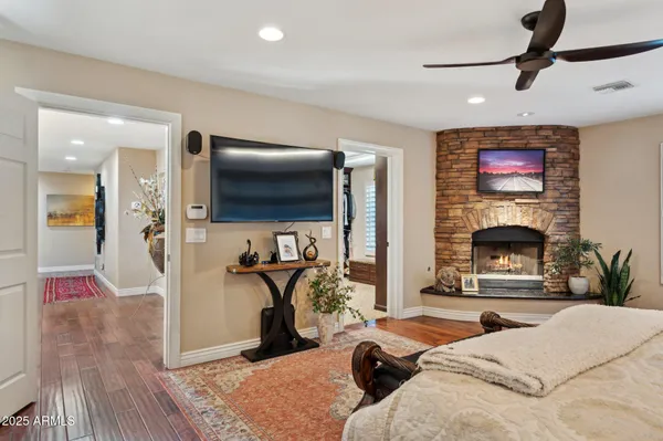 $1,999,000 | 11621 South Blackfoot Drive, Phoenix, AZ 85044