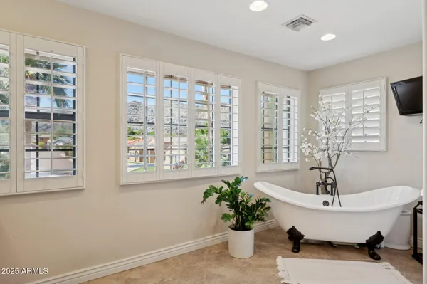 $1,999,000 | 11621 South Blackfoot Drive, Phoenix, AZ 85044