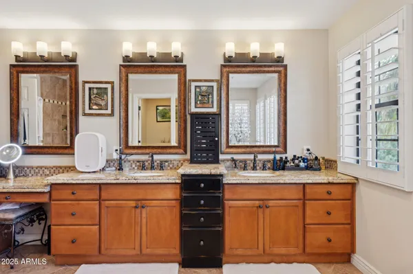 $1,999,000 | 11621 South Blackfoot Drive, Phoenix, AZ 85044