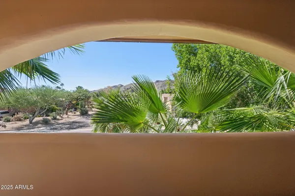 $1,999,000 | 11621 South Blackfoot Drive, Phoenix, AZ 85044