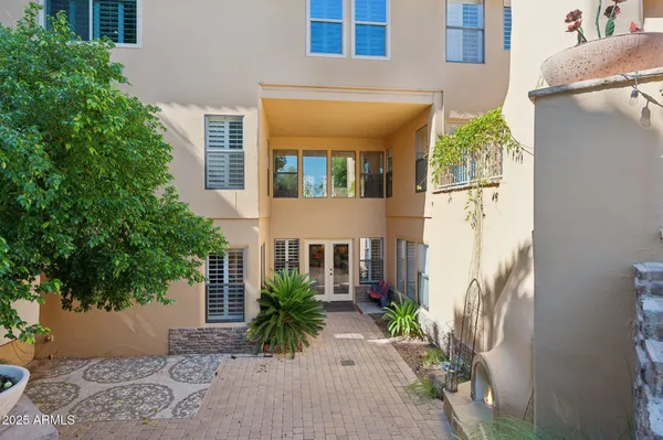 $1,999,000 | 11621 South Blackfoot Drive, Phoenix, AZ 85044