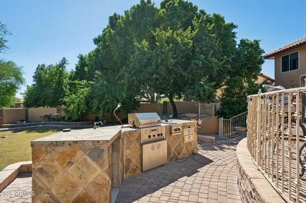 $1,999,000 | 11621 South Blackfoot Drive, Phoenix, AZ 85044