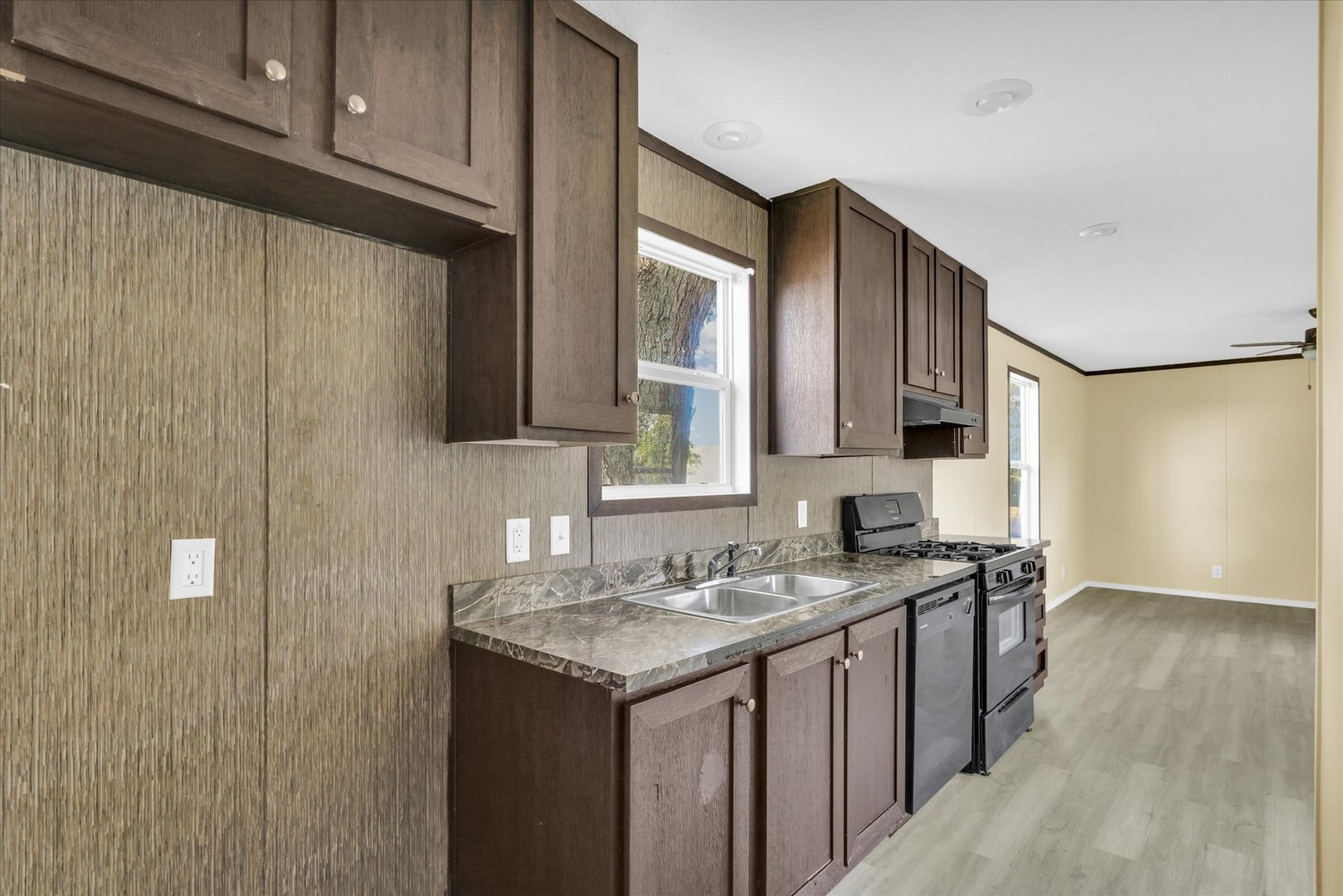 1224 Sycamore Lane Rantoul, IL 61866 - Photo 12 of 27