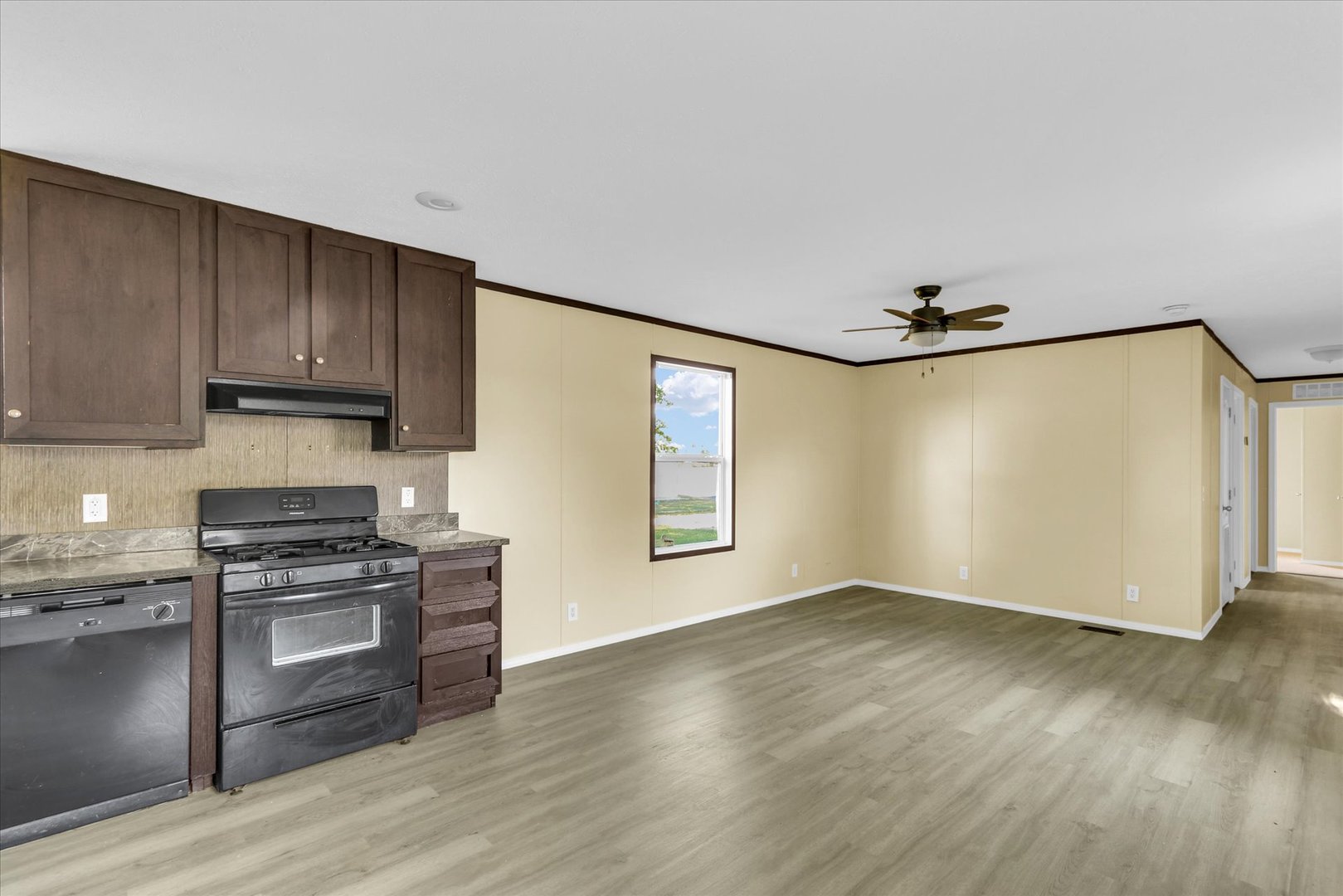 1224 Sycamore Lane Rantoul, IL 61866 - Photo 8 of 27