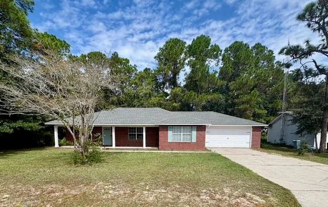 $2,100 | 310 Wildwood Street, Mary Esther, FL 32569