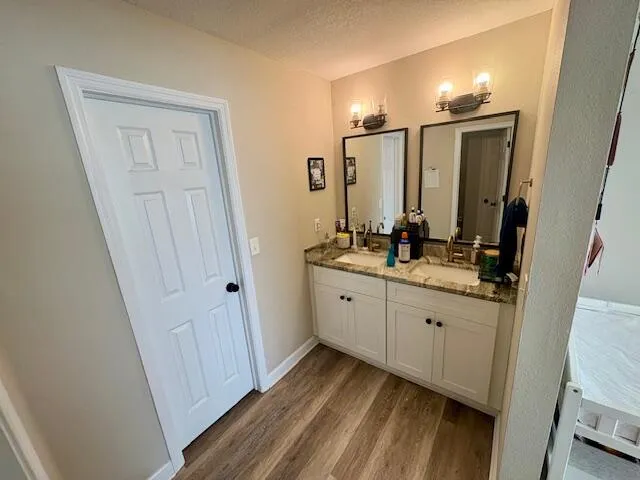 $2,100 | 310 Wildwood Street, Mary Esther, FL 32569