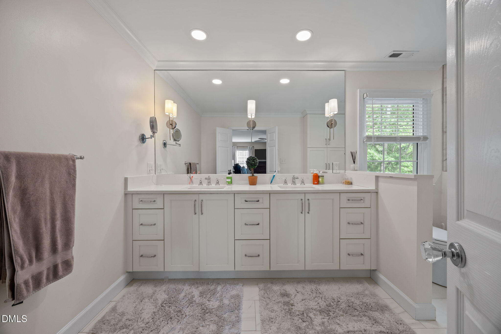 3000 Glen Burnie Drive Raleigh, NC 27607 - Photo 20 of 32 39-web-or-mls-IMG_4462