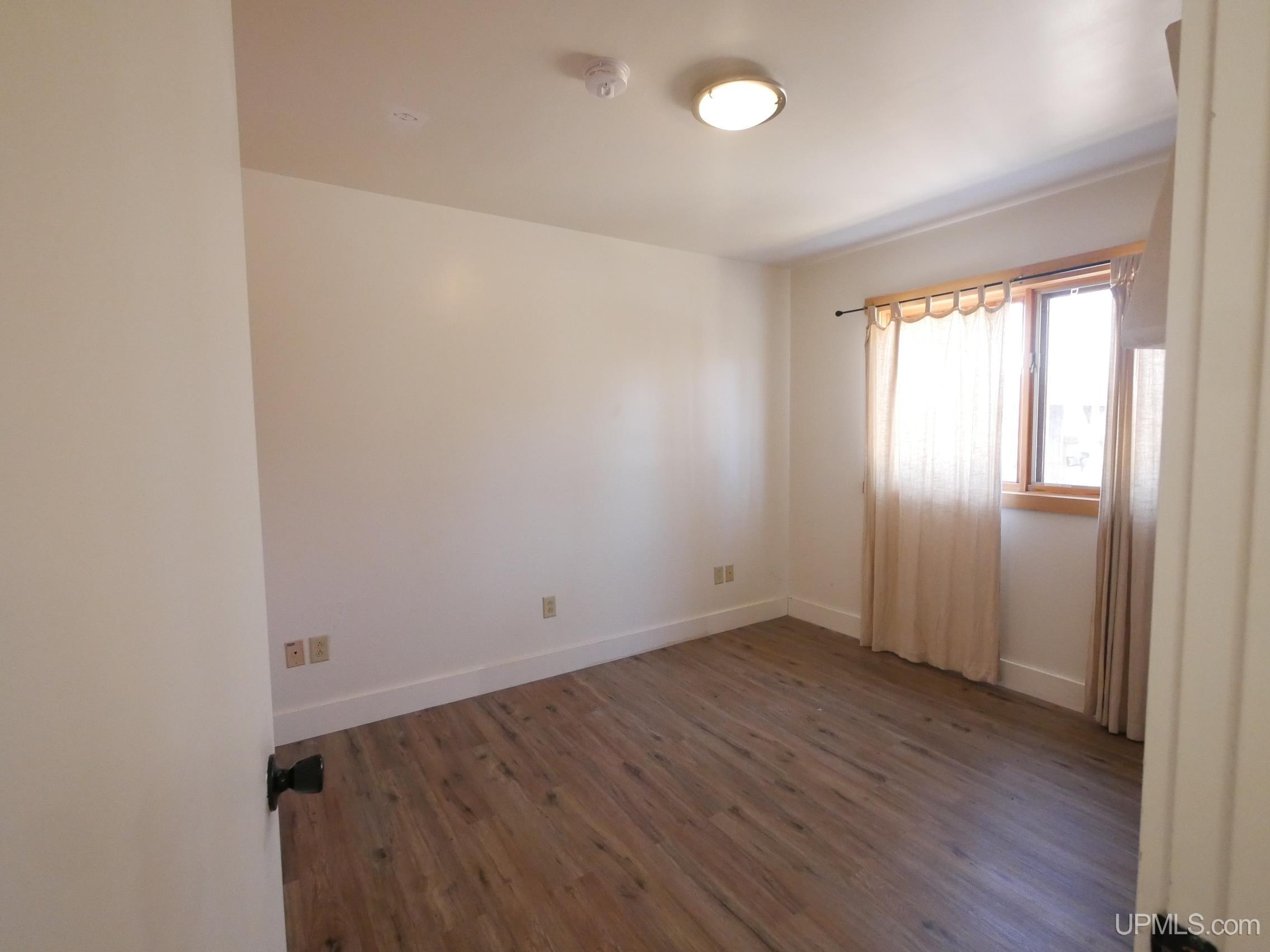 15411 North Superior Road Houghton, MI 49931 - Photo 21 of 24