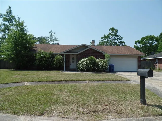 $1,900 | 125 Maple Circle, Slidell, LA 70458