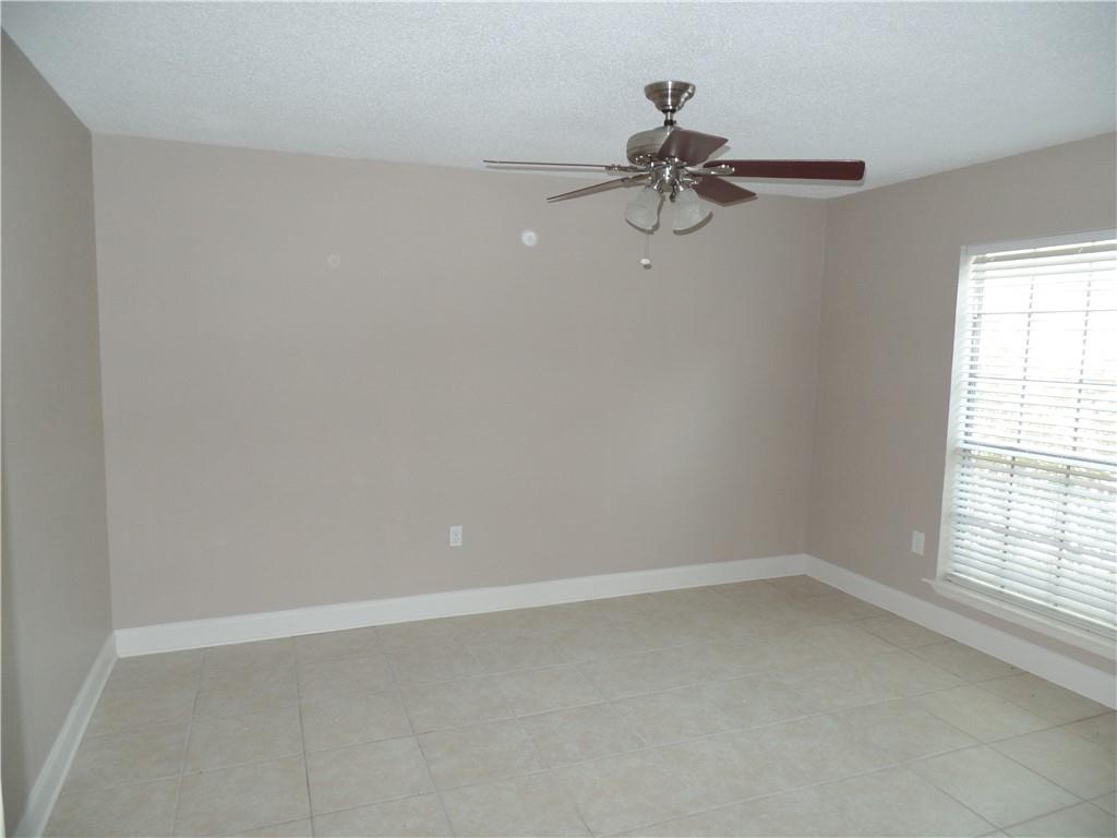 125 Maple Circle Slidell, LA 70458 - Photo 3 of 23