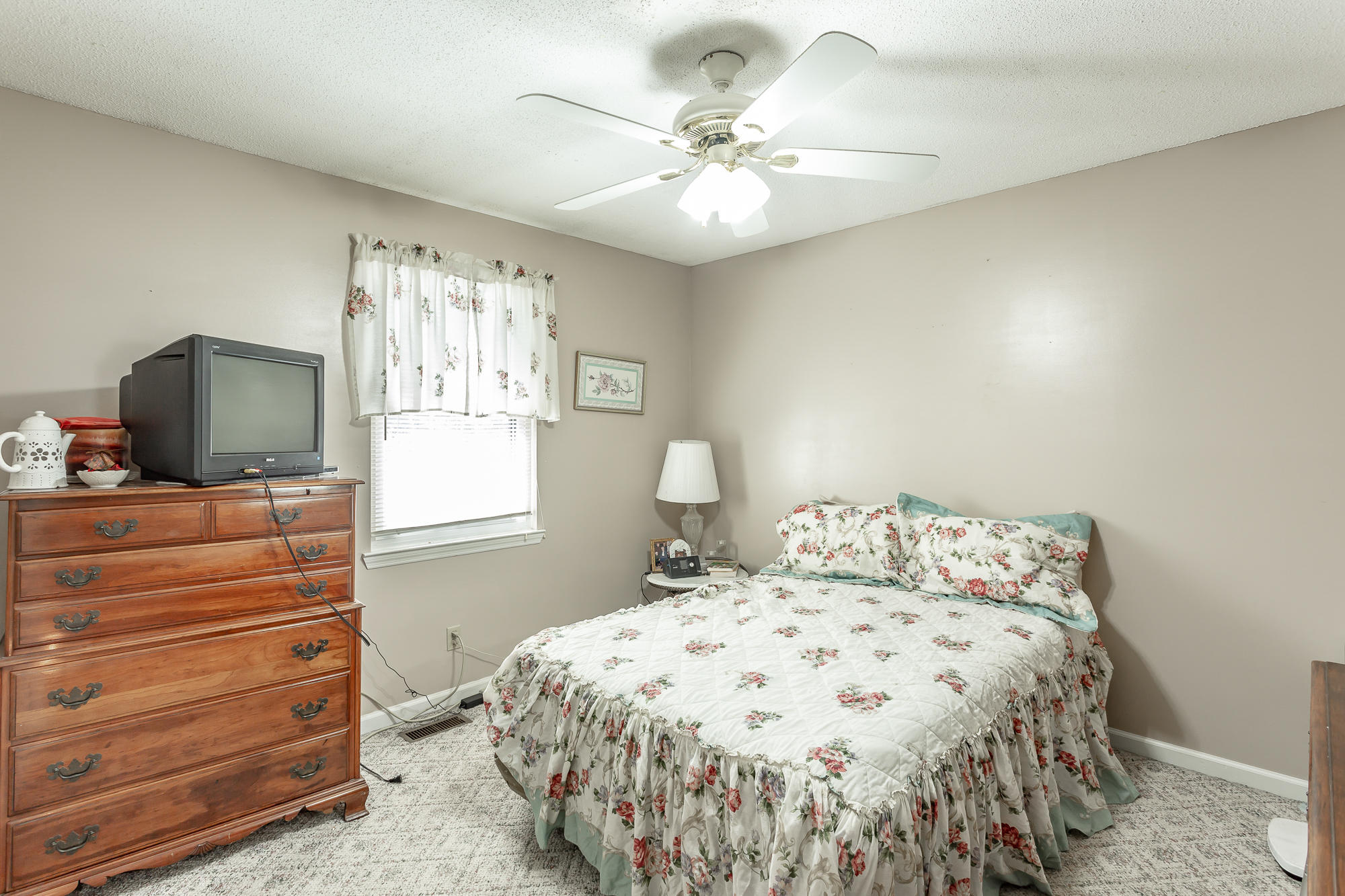10422 Sims-Harris Road Ooltewah, TN 37363 - Photo 14 of 22 Bedroom 2