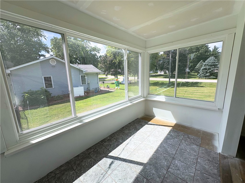 24 Greenridge Drive Decatur, IL 62526 - Photo 7 of 19 Gallery Image 7