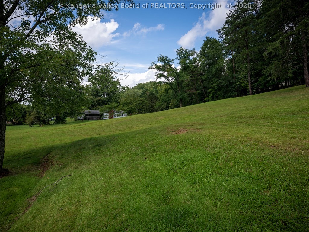 982 Rocky Step Road Scott Depot, WV 25560 - Photo 22 of 23 Gallery Image 22