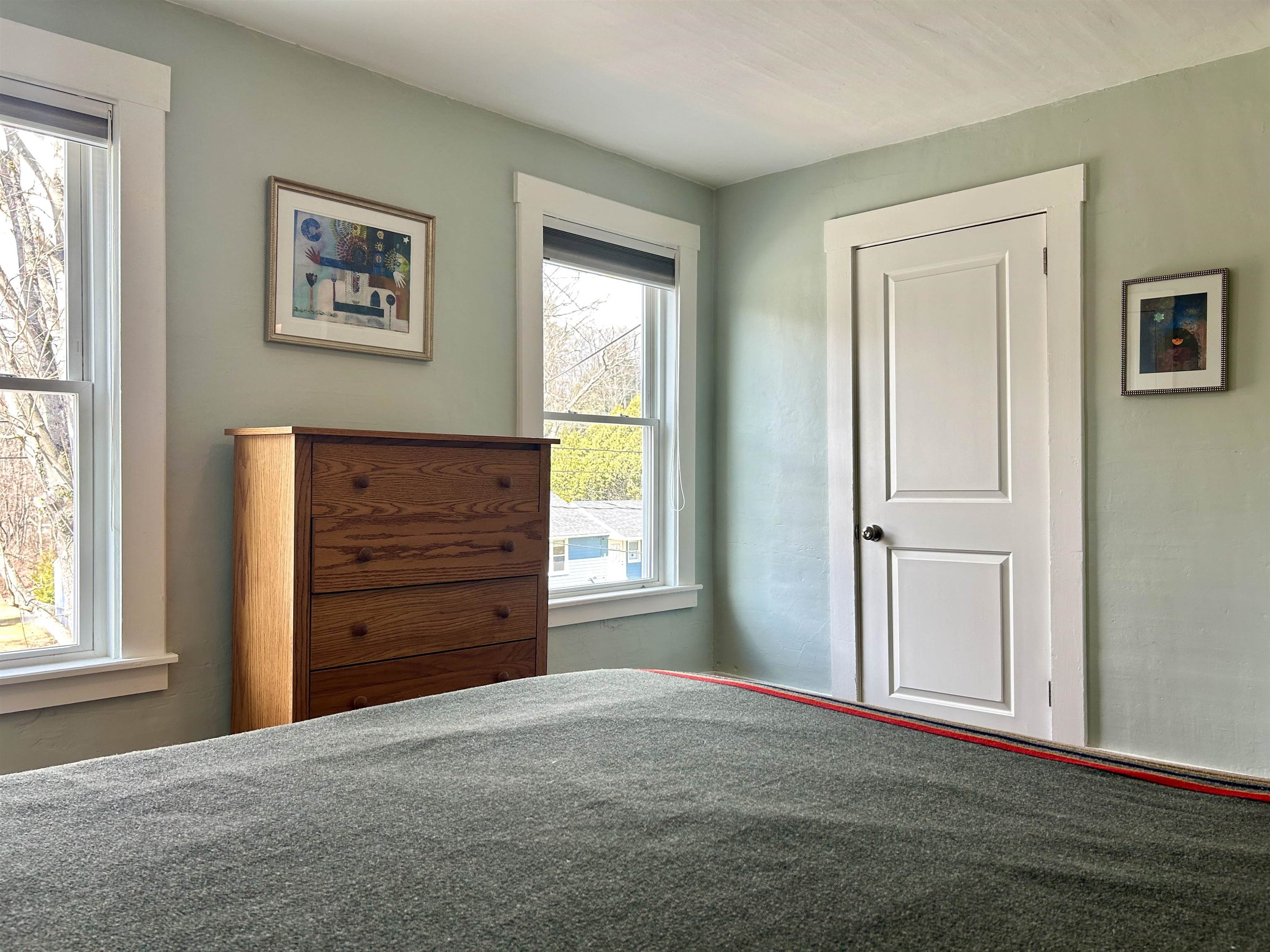 238 South Street Hartford, VT 05088 - Photo 11 of 28