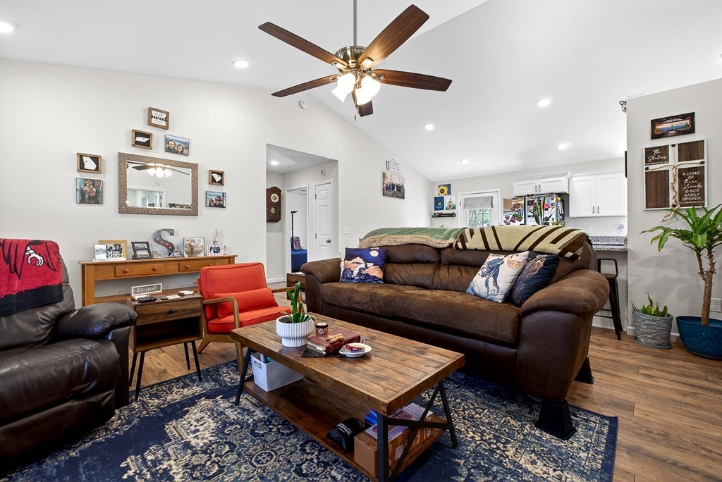 8664 Old Kentucky Road Sparta, TN 38583 - Photo 12 of 45