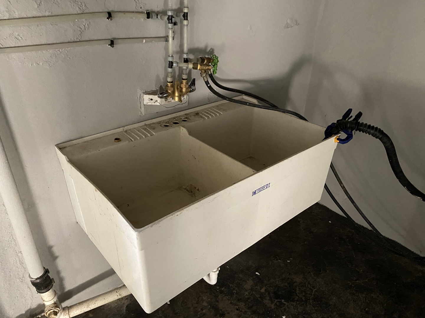 508 River Bluff Road Elgin, IL 60120 - Photo 12 of 17