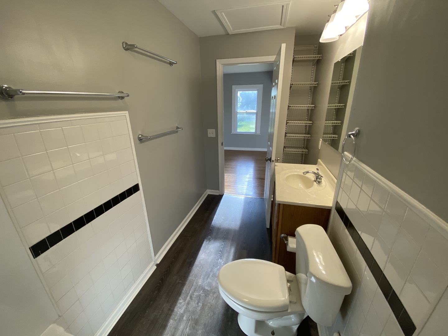 508 River Bluff Road Elgin, IL 60120 - Photo 8 of 17