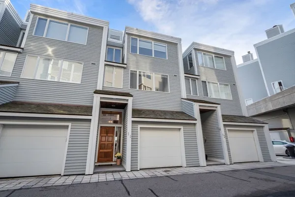 $1,899,000 | 11 Constellation Wharf, Unit 11, Boston, MA 02129