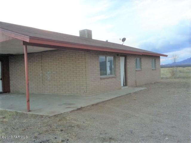 4321 West Cox Road Willcox, AZ 85643 - Photo 1 of 18
