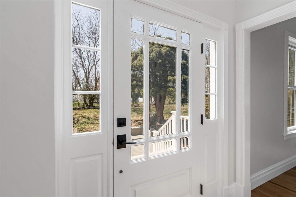 5 Cottage Street Nahant, MA 01908 - Photo 8 of 41